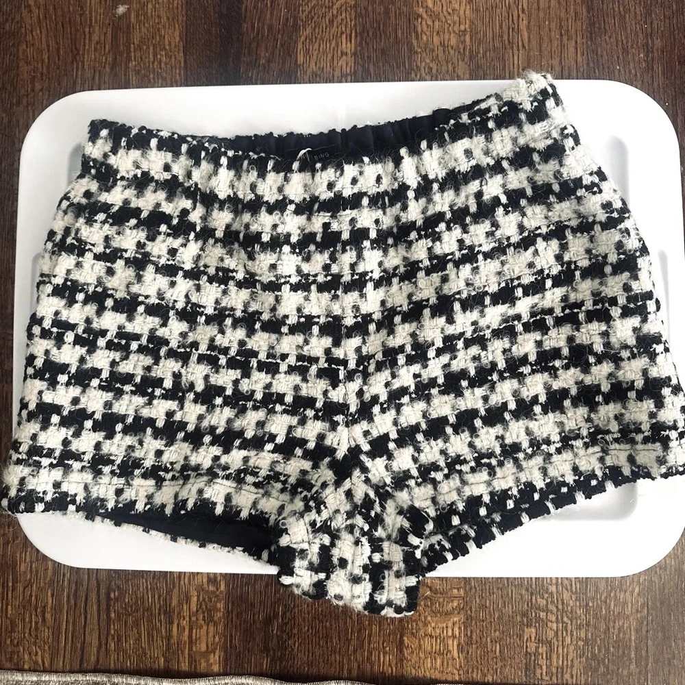 NWT ANINE BING Lyle Houndstooth Shorts Women's Size 8 - Picture 9 of 9